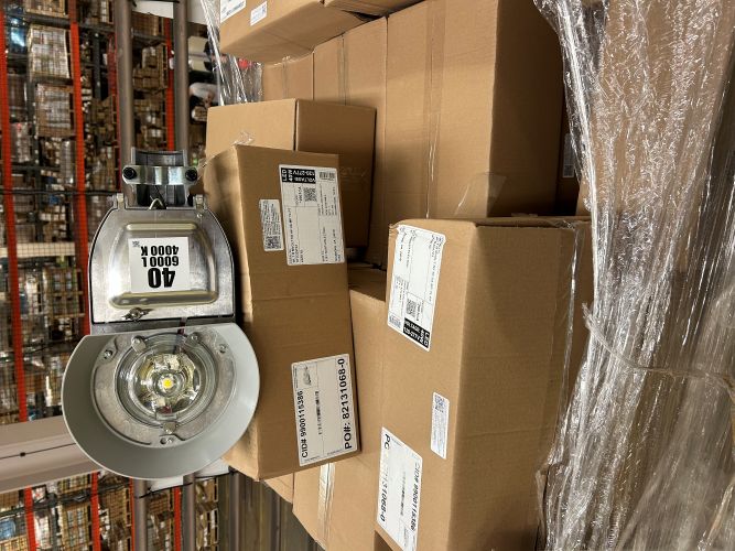 Lot of (123) American Electric Lighting Street Light 120-277 LED (9900115386)